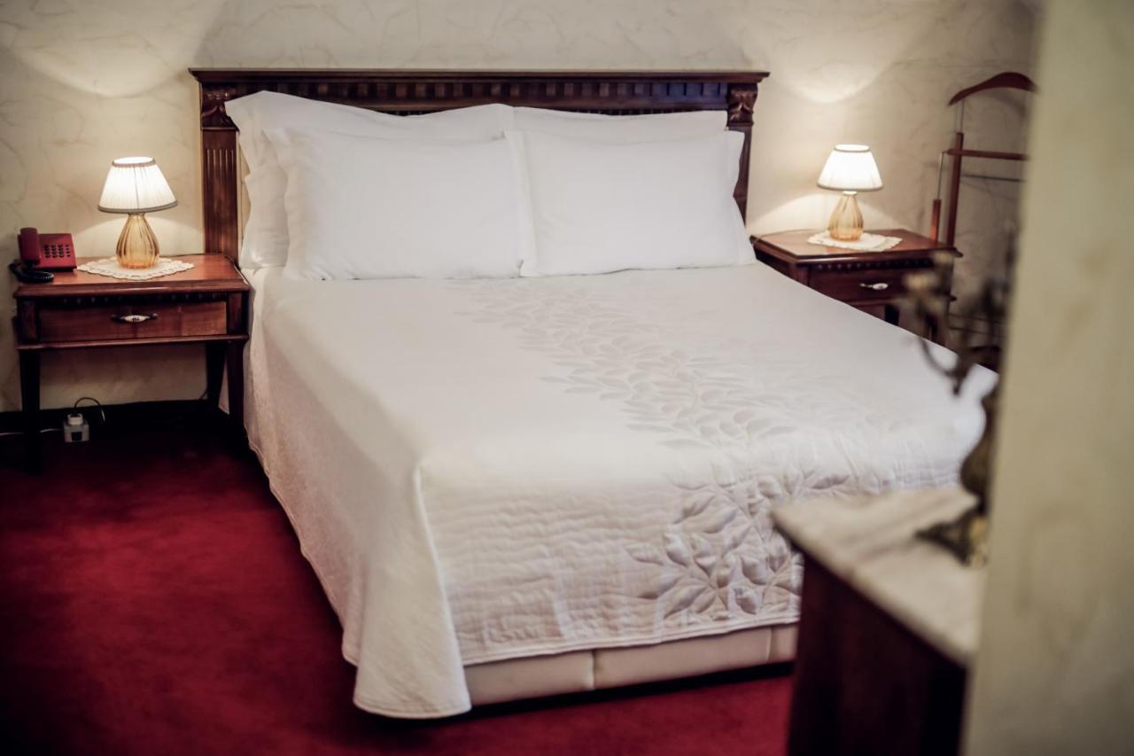 Hotel Dunav Ilok Ngoại thất bức ảnh